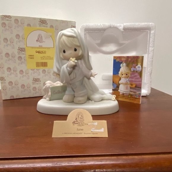 June “1987” Enesco Precious Moments Months of the Year Bride Figurine 110043 - Picture 1 of 4